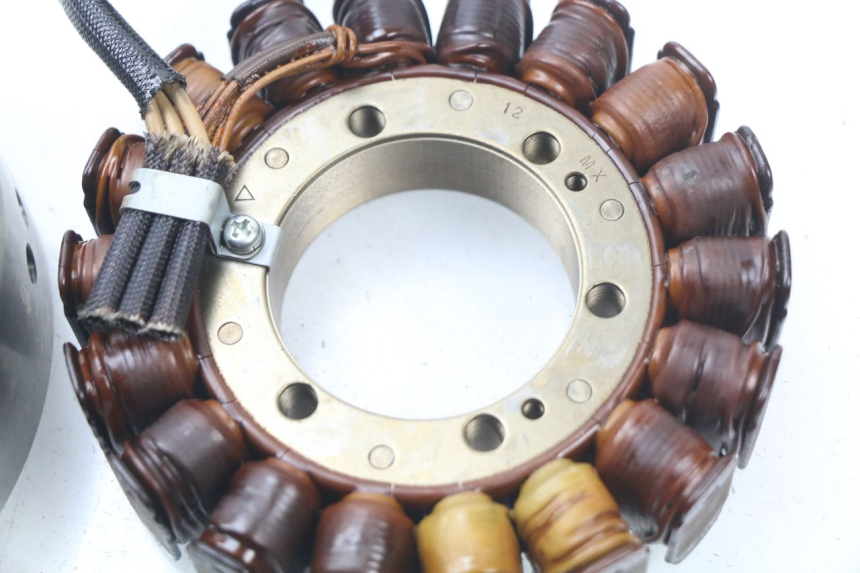 photo de ROTOR STATOR YAMAHA FJR ABS 1300 (2006 - 2012) - Autre angle de vue