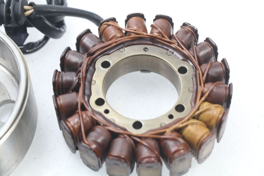 photo de ROTOR STATOR YAMAHA FJR ABS 1300 (2006 - 2012) - État de surface