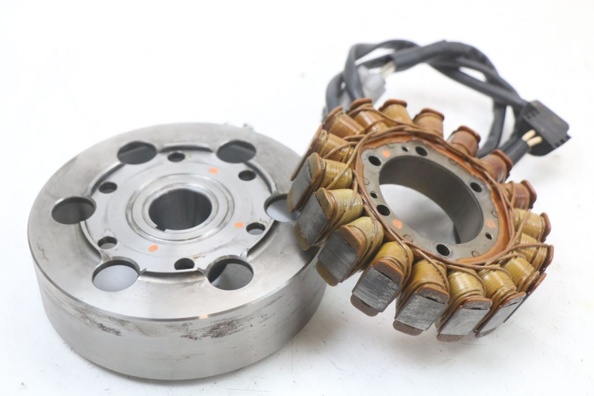 photo de ROTOR STATOR YAMAHA FJR ABS 1300 (2006 - 2012) - Vue principale