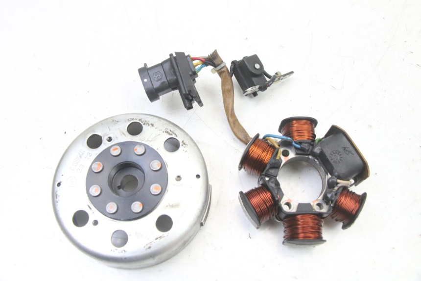 photo de ROTOR STATOR PIAGGIO FLY 2T 50 (2004 - 2017) - Vue principale