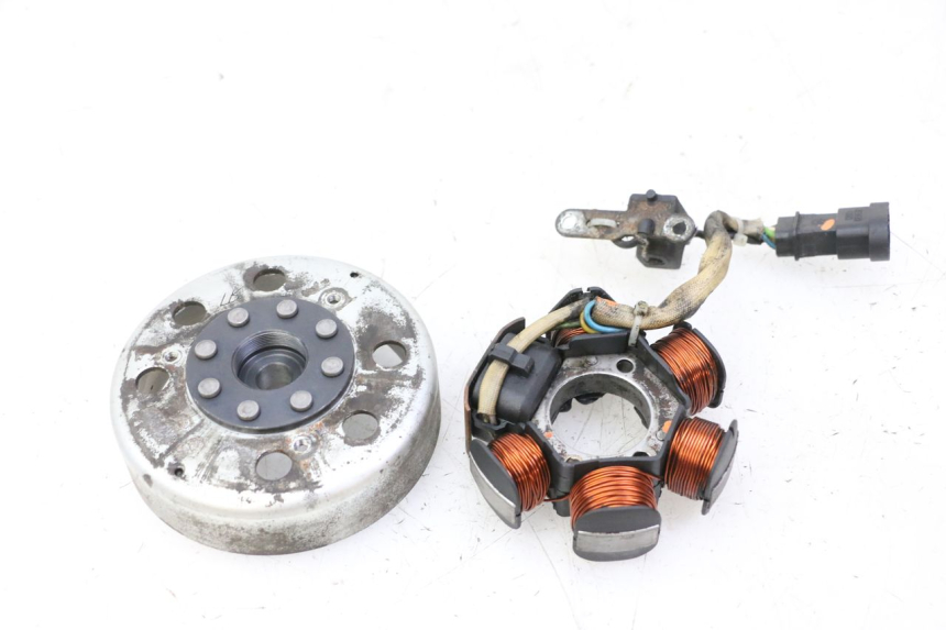 photo de ROTOR STATOR PIAGGIO FLY 2T 50 (2004 - 2017) - Vue principale