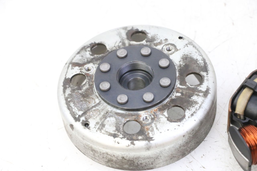 photo de ROTOR STATOR PIAGGIO FLY 2T 50 (2004 - 2017) - Pièce contrôlée