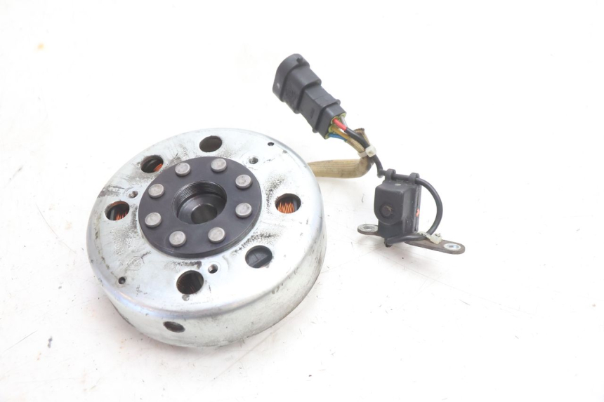 photo de ROTOR STATOR PIAGGIO FLY 2T 50 (2004 - 2017) - Zoom état d’usage