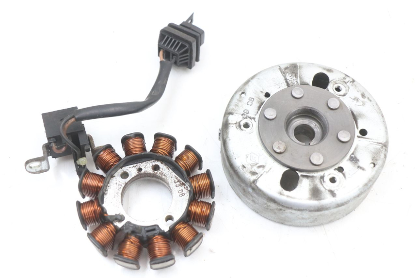 photo de ROTOR STATOR PIAGGIO FLY 4T 50 (2004 - 2010) - Vue principale