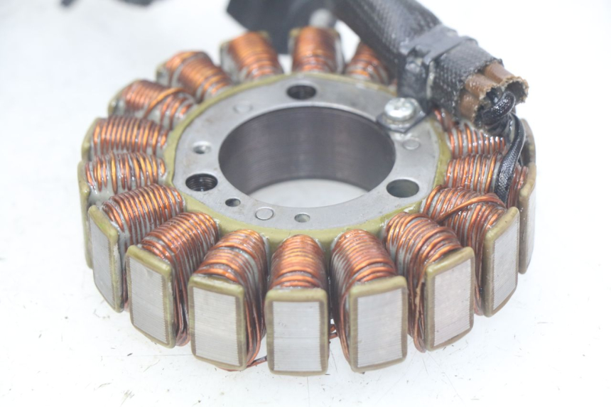 photo de ROTOR STATOR PEUGEOT GEOPOLIS 400 (2007 - 2013) - Gros plan technique