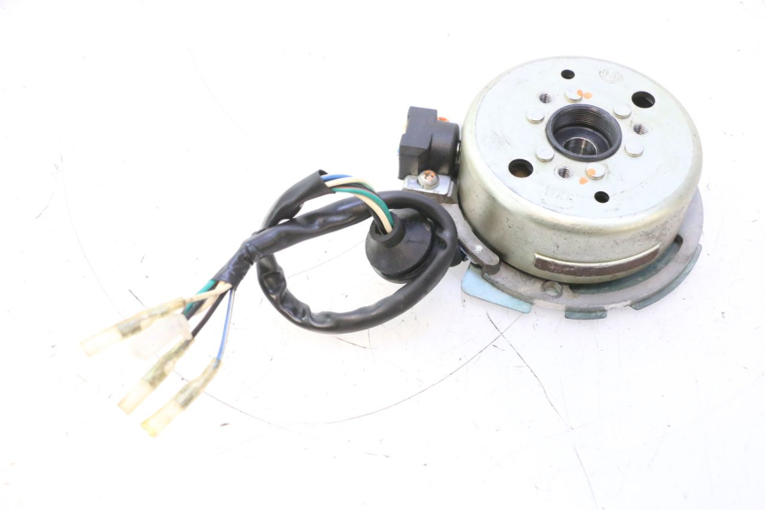 photo de ROTOR STATOR KEEWAY HURRICANE 50 (2006 - 2019) - Détail de la pièce
