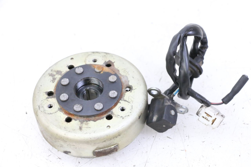 photo de ROTOR STATOR PEUGEOT KISBEE 2T 50 (2010 - 2017) - Zoom état d’usage