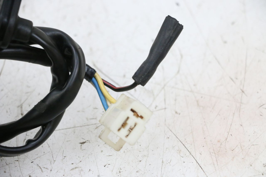 photo de ROTOR STATOR PEUGEOT KISBEE 2T 50 (2010 - 2017) - État de surface