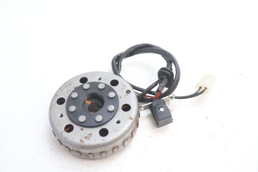 photo de ROTOR STATOR PEUGEOT KISBEE 2T 50 (2018 - 2022) - Zoom état d’usage