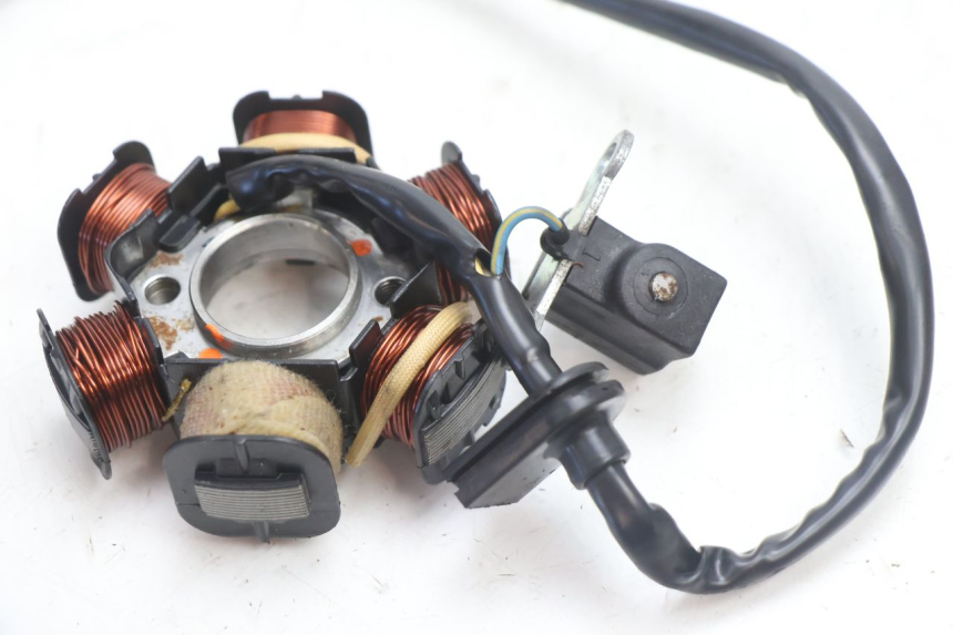 photo de ROTOR STATOR PEUGEOT KISBEE 2T 50 (2010 - 2017) - Vue d’ensemble