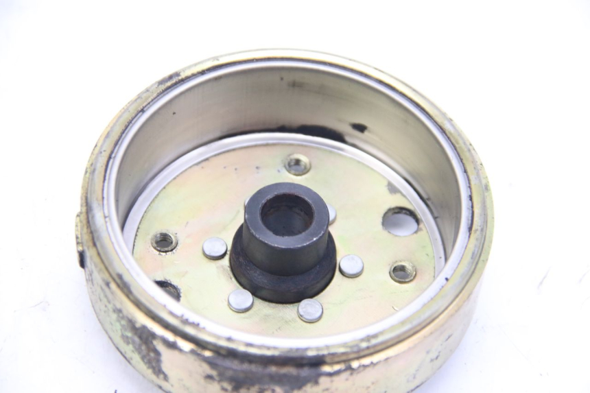 photo de ROTOR STATOR PEUGEOT KISBEE 4T 50 (2010 - 2017) - Zoom état d’usage