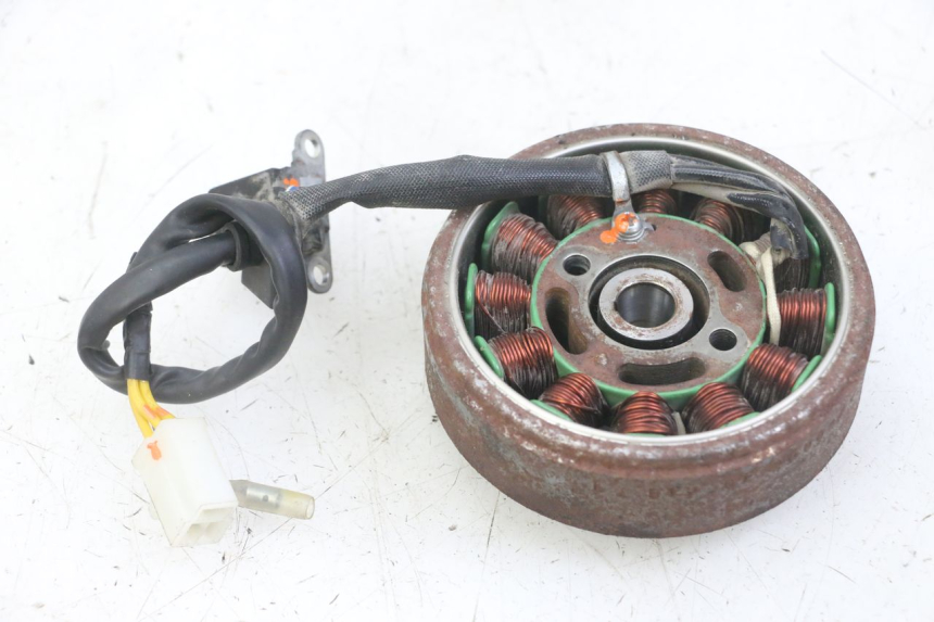 photo de ROTOR STATOR PEUGEOT KISBEE 4T 50 (2018 - 2022) - Zoom état d’usage