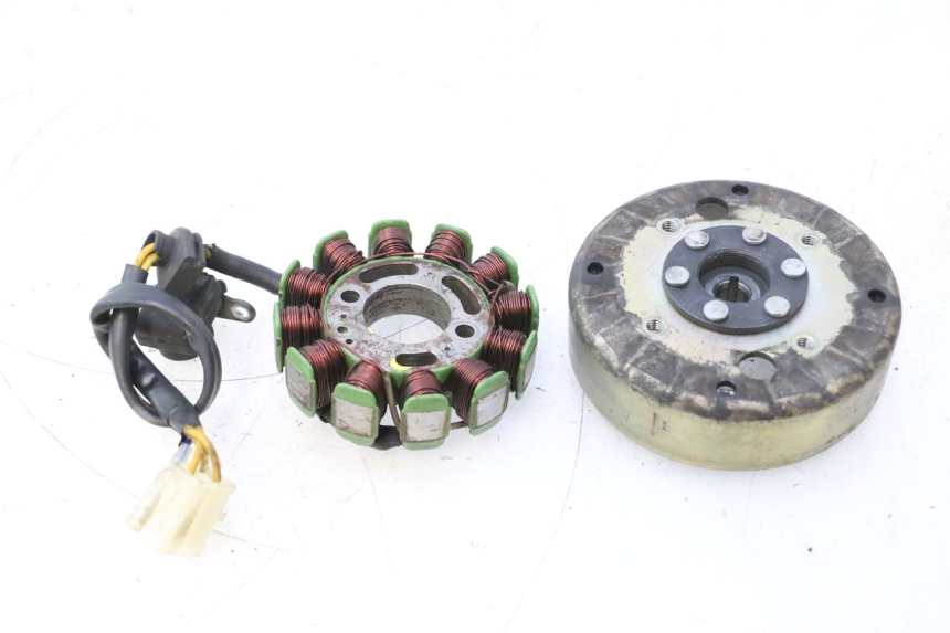 photo de ROTOR STATOR PEUGEOT KISBEE 4T 50 (2018 - 2022) - Vue principale