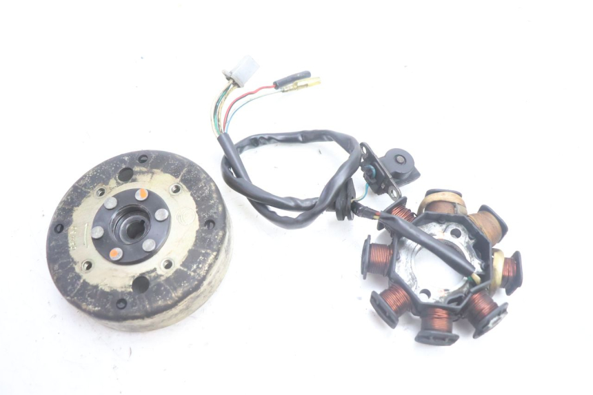 photo de ROTOR STATOR PEUGEOT KISBEE 4T 50 (2010 - 2017) - Vue principale