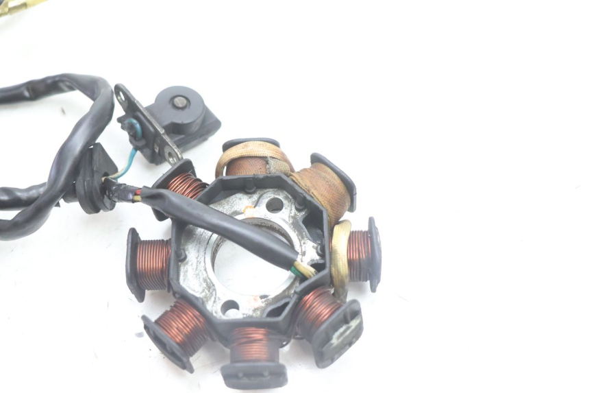 photo de ROTOR STATOR PEUGEOT KISBEE 4T 50 (2010 - 2017) - Gros plan technique