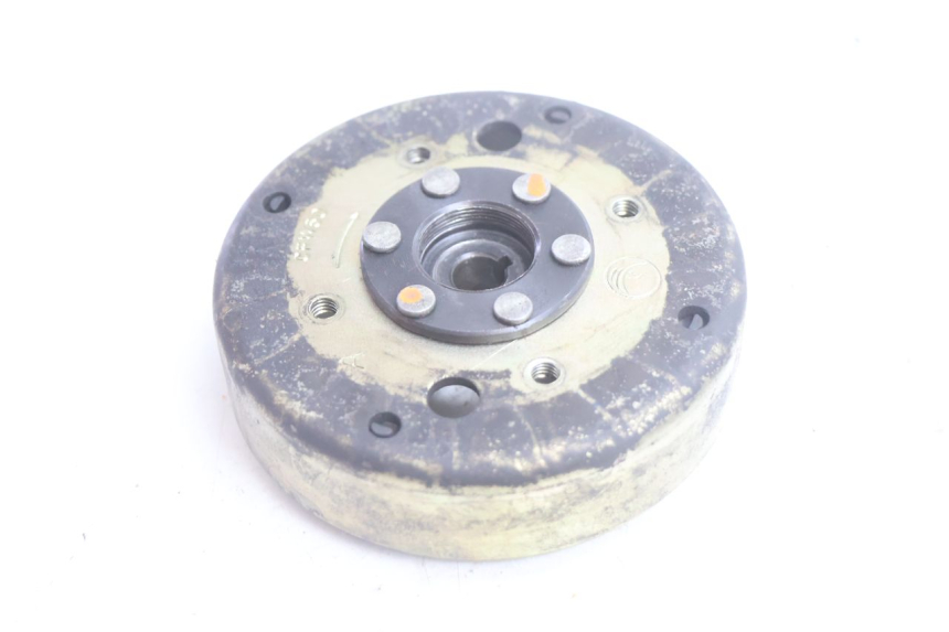 photo de ROTOR STATOR PEUGEOT KISBEE 4T 50 (2010 - 2017) - État de surface