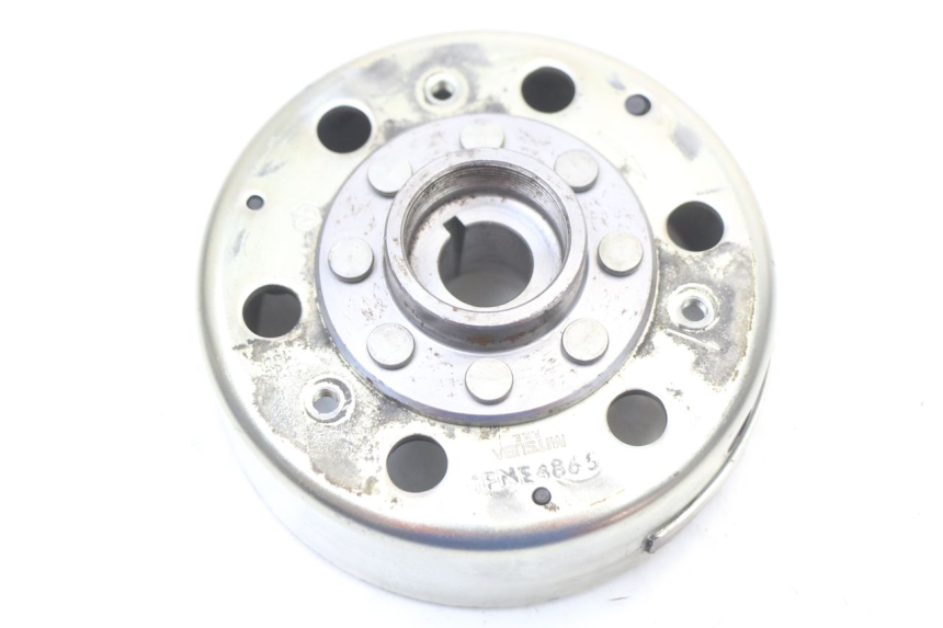 photo de ROTOR STATOR RENAULT KOURANOS 125 (2001 - 2004) - Gros plan technique