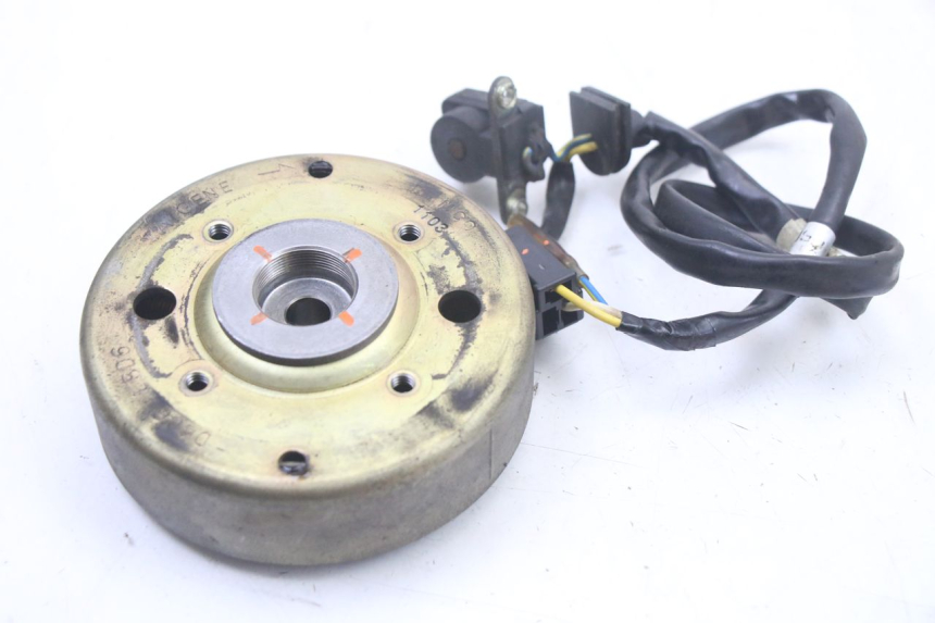 photo de ROTOR STATOR KYMCO DINK 4T 50 (2007 - 2018) - Zoom état d’usage