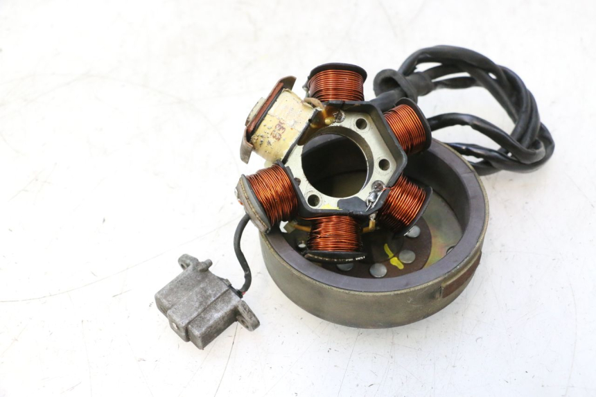 photo de ROTOR STATOR PIAGGIO LIBERTY 50 (1998 - 2003) - Autre angle de vue