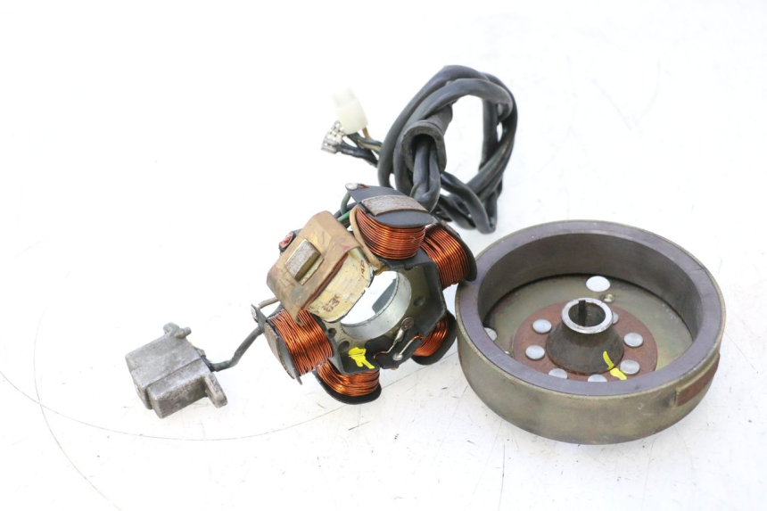 photo de ROTOR STATOR PIAGGIO LIBERTY 50 (1998 - 2003) - Vue d’ensemble