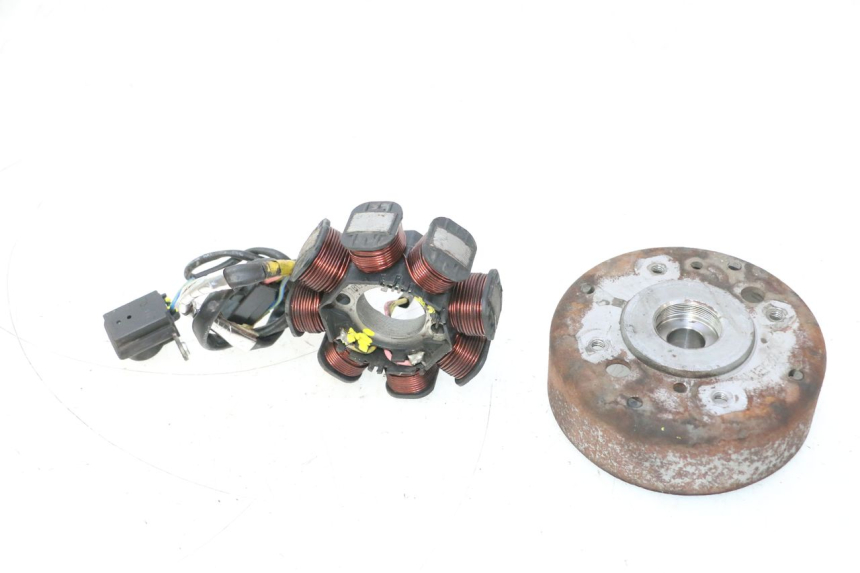 photo de ROTOR STATOR KYMCO LIKE 125 (2009 - 2016) - Gros plan technique
