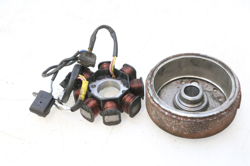 photo de ROTOR STATOR KYMCO LIKE 125 (2009 - 2016) - État de surface