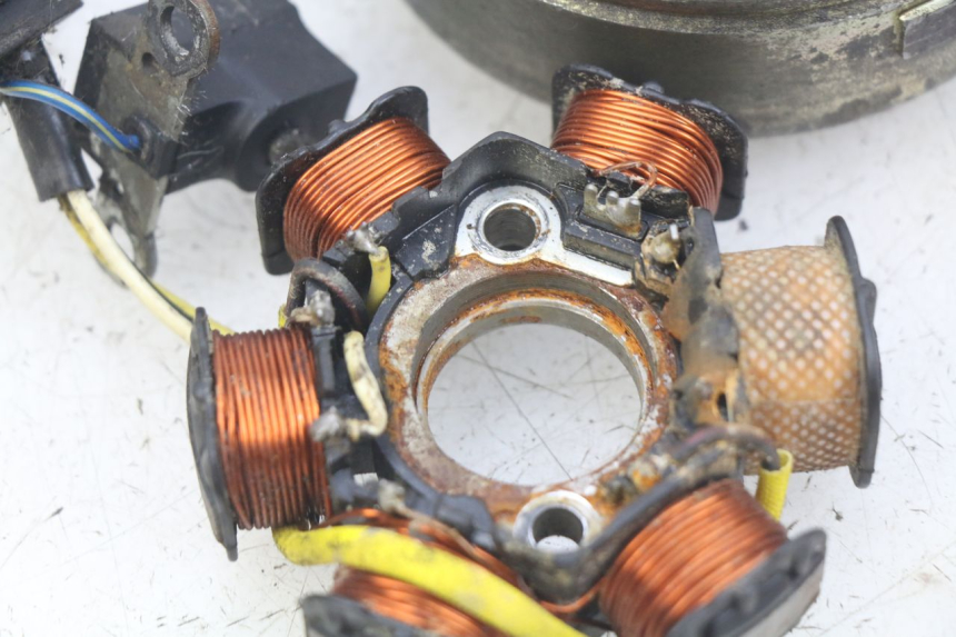 photo de ROTOR STATOR PEUGEOT LUDIX 50 (2005 - 2007) - Pièce contrôlée