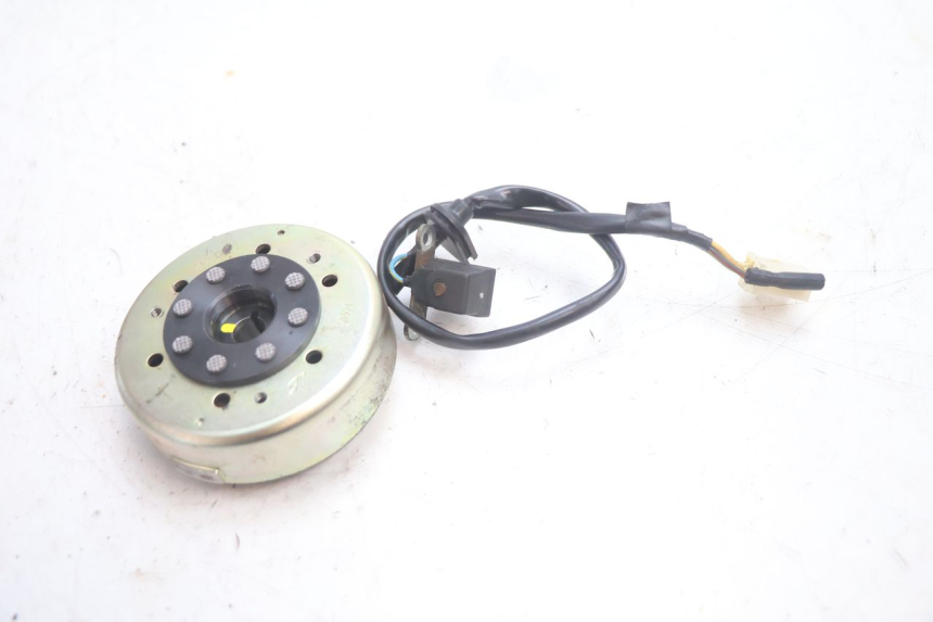 photo de ROTOR STATOR PEUGEOT LUDIX 50 (2005 - 2007) - Zoom état d’usage