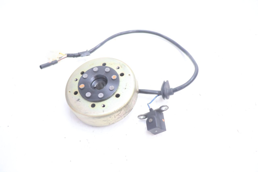 photo de ROTOR STATOR PEUGEOT LUDIX ONE 50 (2004 - 2006) - Zoom état d’usage