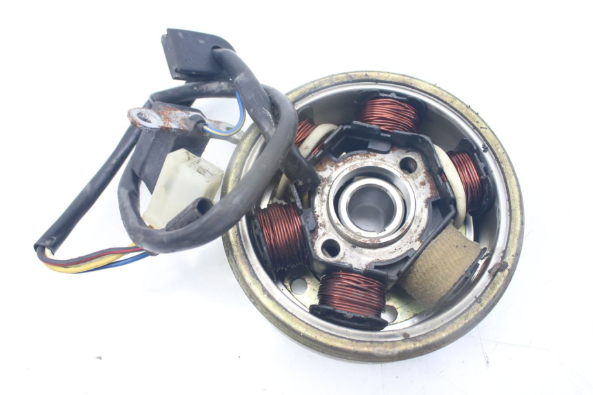 photo de ROTOR STATOR PEUGEOT LUDIX SNAKE 2T 50 (2004 - 2014) - Détail de la pièce
