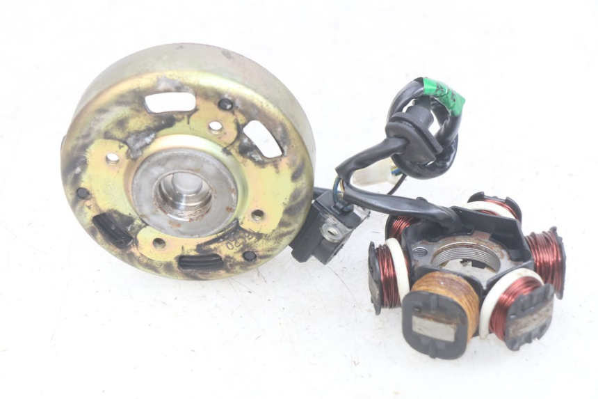 photo de ROTOR STATOR SYM MIO 50 (2011 - 2017) - Autre angle de vue