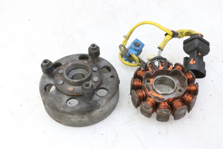 photo de ROTOR STATOR PIAGGIO MP3 125 (2006 - 2014) - Vue principale