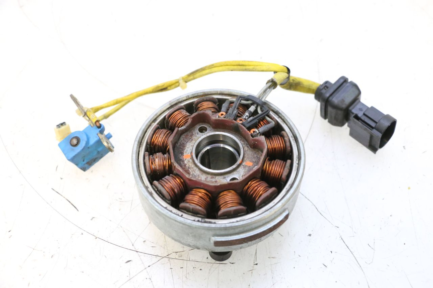 photo de ROTOR STATOR PIAGGIO MP3 125 (2006 - 2014) - Autre angle de vue
