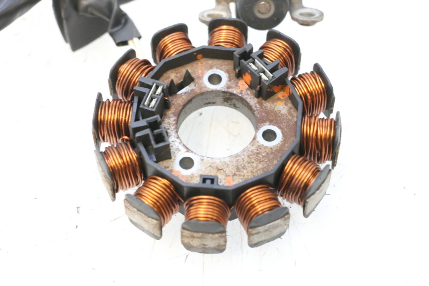 photo de ROTOR STATOR YAMAHA NEOS NEO'S 4T 50 (2008 - 2016) - Points de fixation