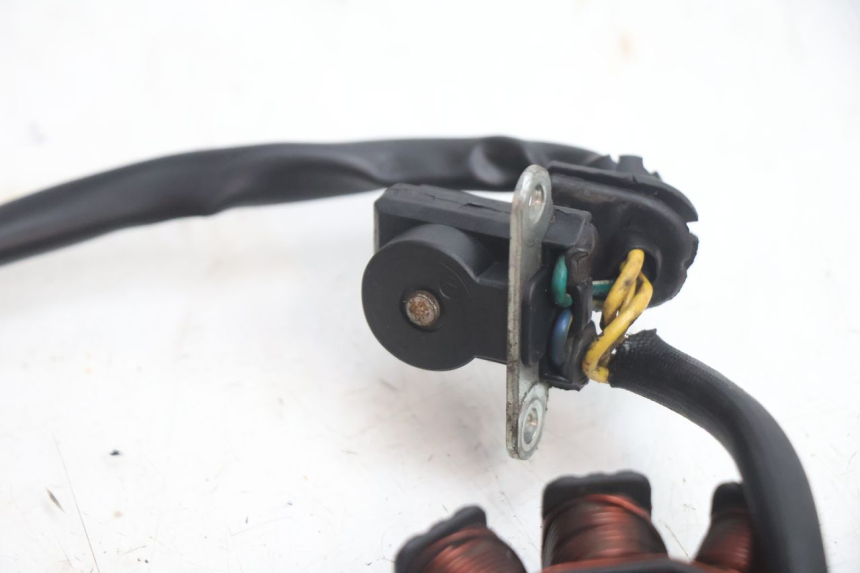 photo de ROTOR STATOR KYMCO LIKE 4T 50 (2019 - 2025) - État de surface