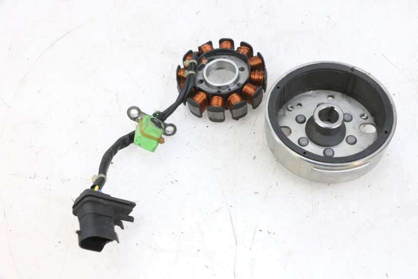 photo de ROTOR STATOR PIAGGIO NEW TYPHOON 50 (2018 - 2021) - Zoom état d’usage