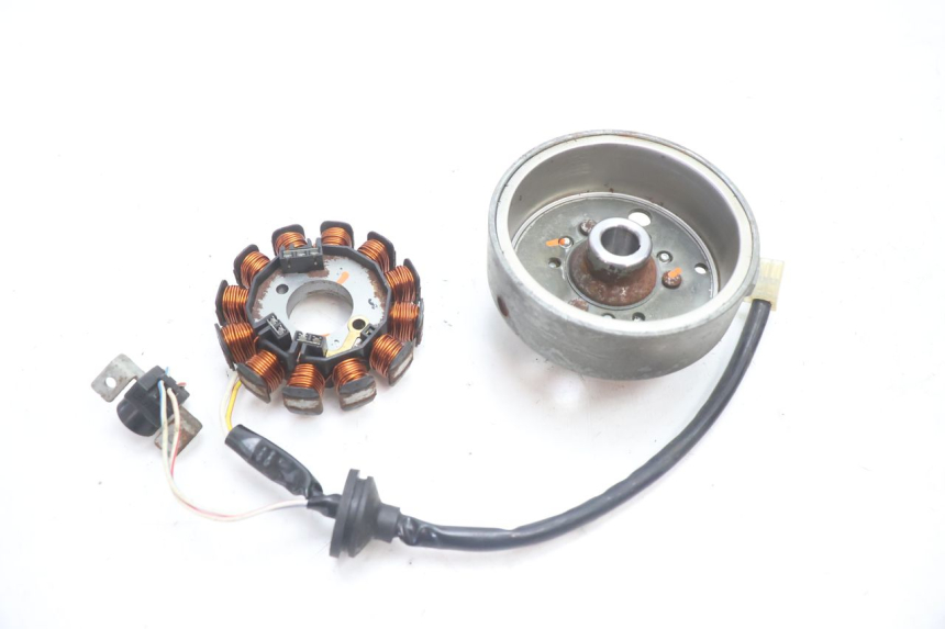 photo de ROTOR STATOR MBK NITRO 50 (2004 - 2008) - Détail de la pièce