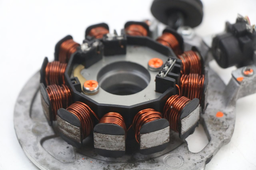 photo de ROTOR STATOR MBK OVETTO ONE 2T 50 (2013 - 2017) - Marquages et références