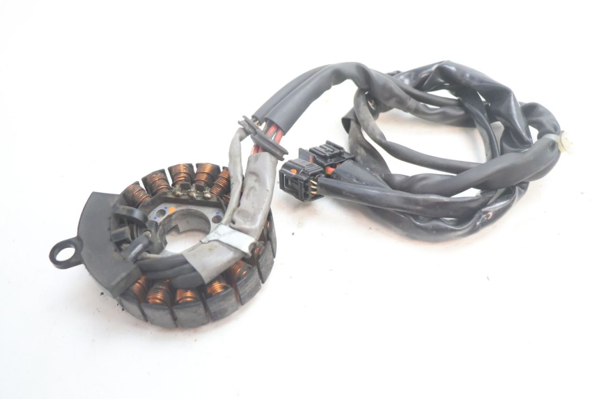 photo de ROTOR STATOR HONDA PCX (JF28) 125 (2009 - 2011) - Points de fixation