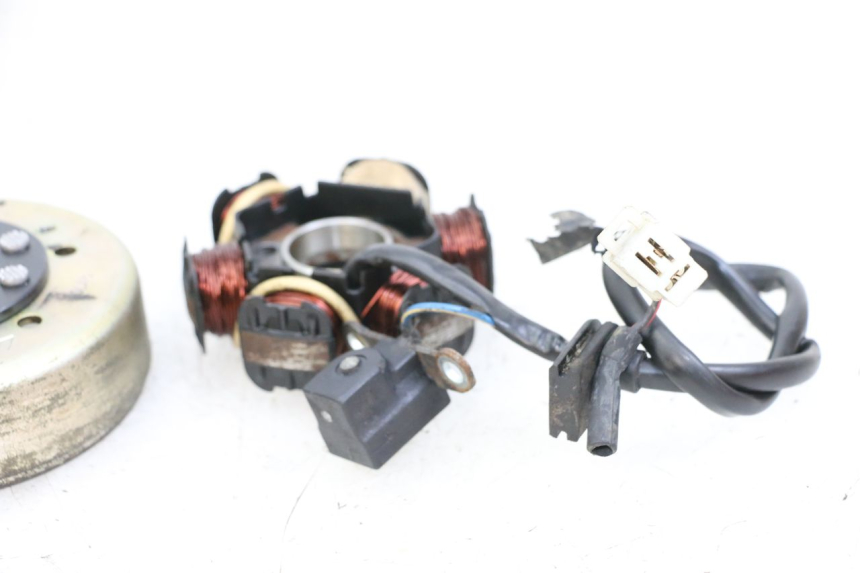 photo de ROTOR STATOR PEUGEOT LUDIX 50 (2008 - 2017) - État de surface