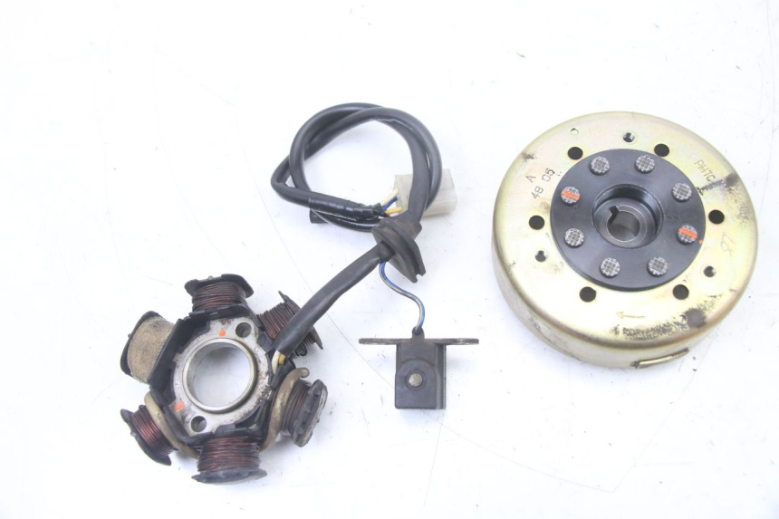 photo de ROTOR STATOR PEUGEOT LUDIX ONE 50 (2005 - 2008) - Vue principale