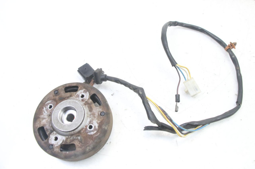 photo de ROTOR STATOR PEUGEOT TKR TREKKER FURIOUS 50 (2005 - 2014) - Détail de la pièce