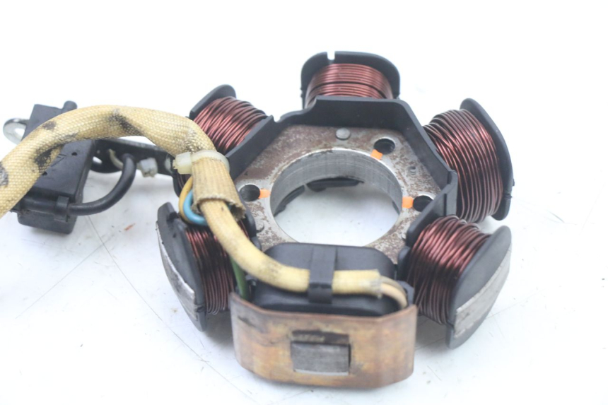 photo de ROTOR STATOR PIAGGIO VESPA S 2T 50 (2007 - 2014) - Détails caractéristiques