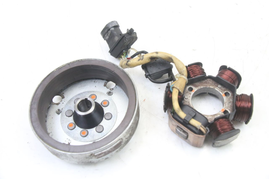 photo de ROTOR STATOR PIAGGIO VESPA S 2T 50 (2007 - 2014) - Zoom état d’usage