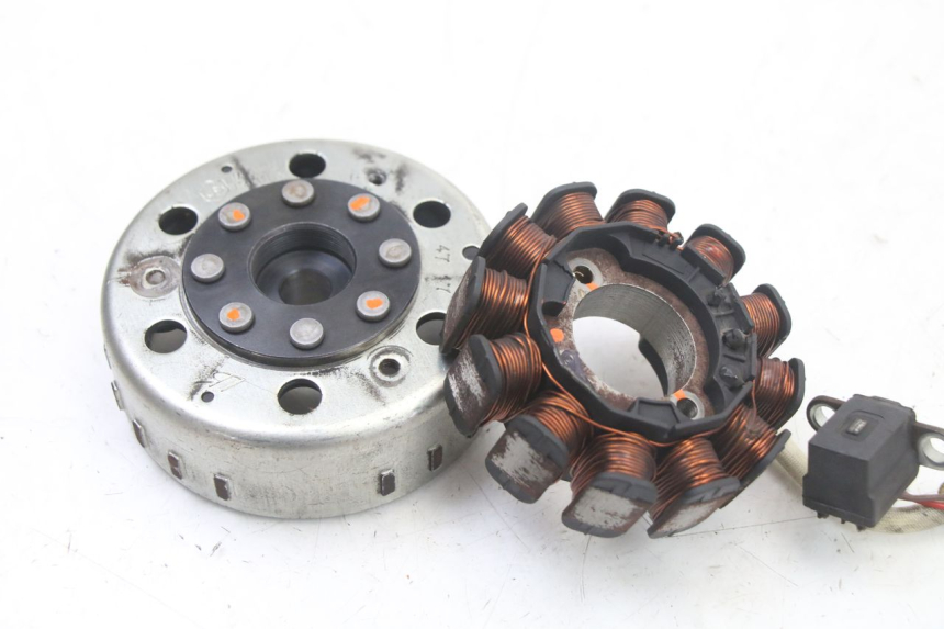 photo de ROTOR STATOR PIAGGIO ZIP 4T 50 (2018 - 2020) - Zoom état d’usage