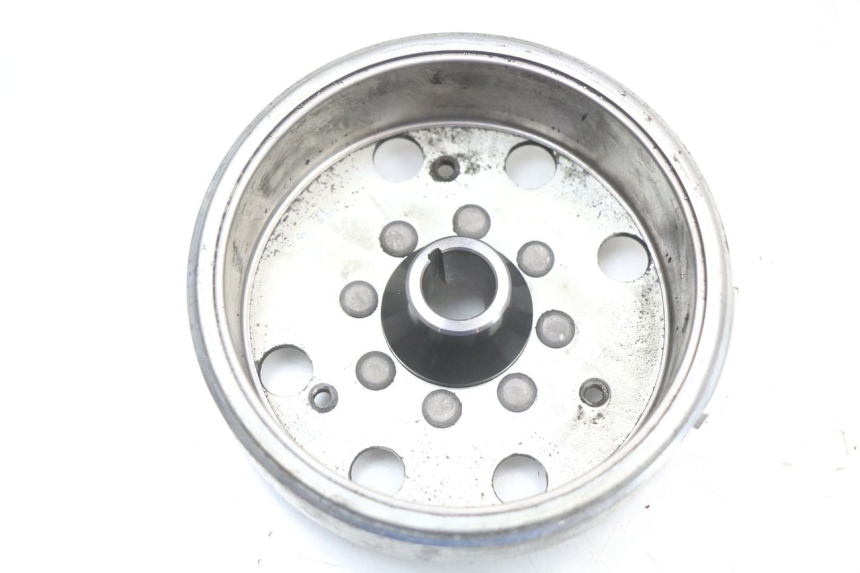 photo de ROTOR STATOR GILERA RUNNER SP 50 (2009 - 2017) - Gros plan technique