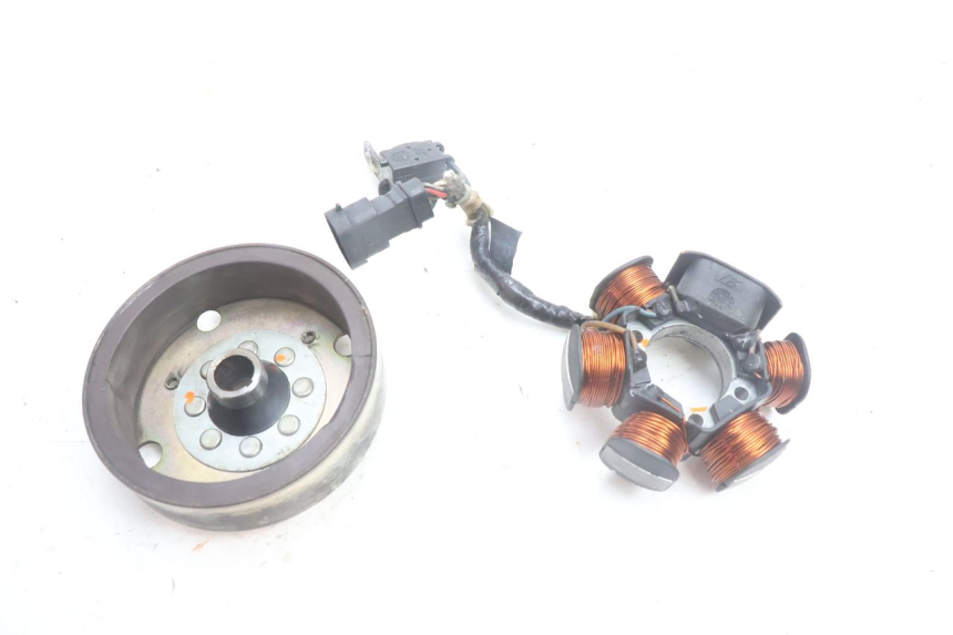 photo de ROTOR STATOR GILERA RUNNER SP 50 (2002 - 2004) - Détail de la pièce
