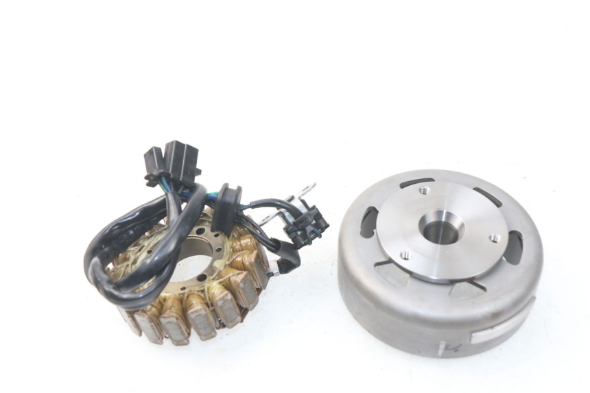 photo de ROTOR STATOR SUZUKI RV VAN VAN 125 (2003 - 2008) - Points de fixation