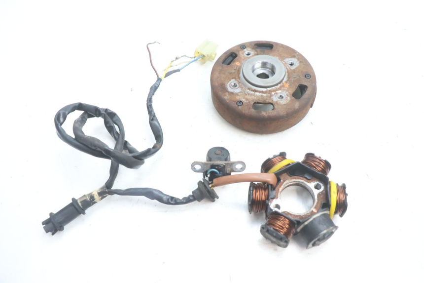photo de ROTOR STATOR PEUGEOT SPEEDFIGHT 2 AC 50 (2000 - 2009) - Vue principale