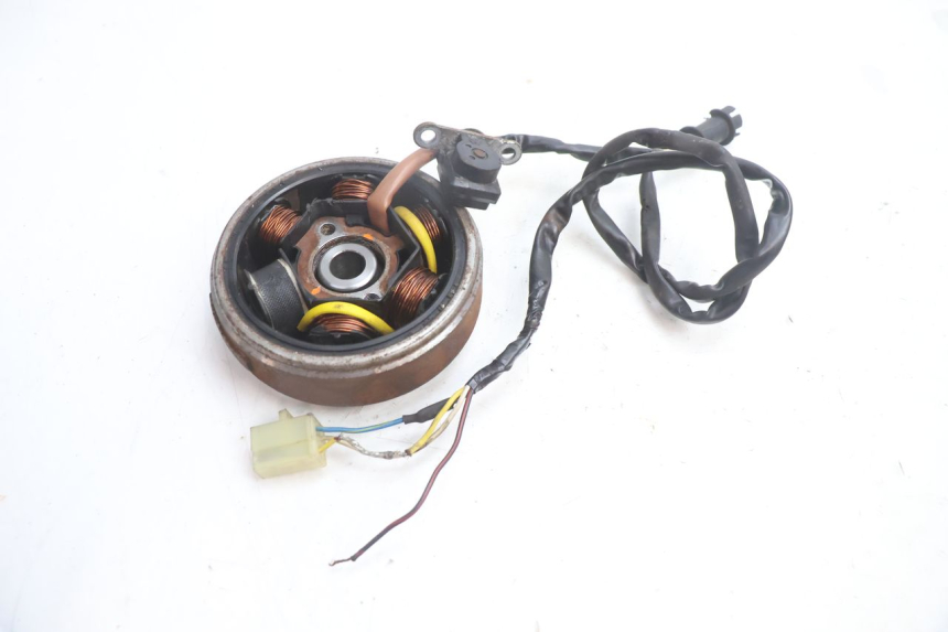 photo de ROTOR STATOR PEUGEOT SPEEDFIGHT 2 AC 50 (2000 - 2009) - Autre angle de vue
